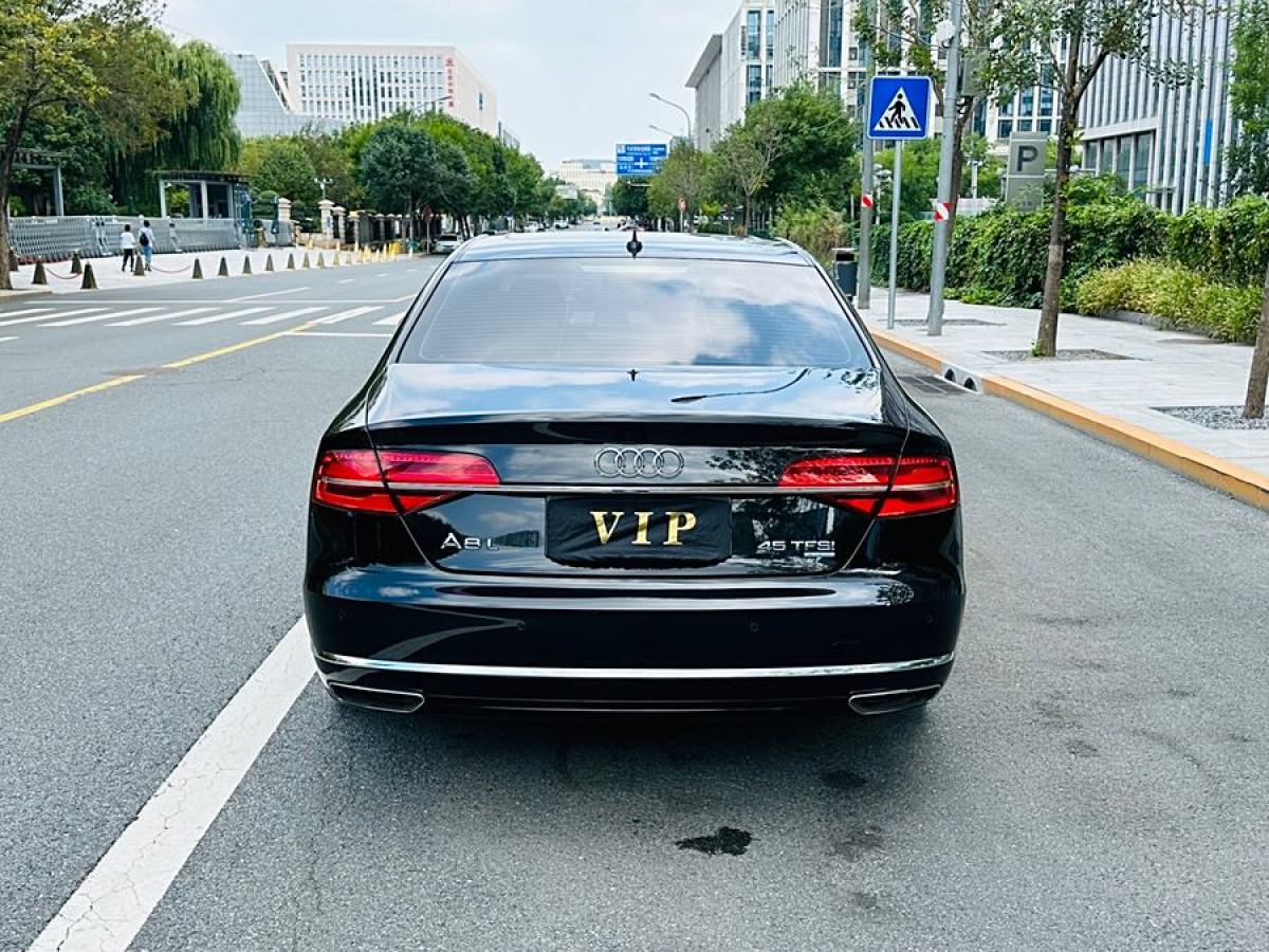 奧迪 奧迪A8  2014款 A8L 45 TFSI quattro豪華型圖片