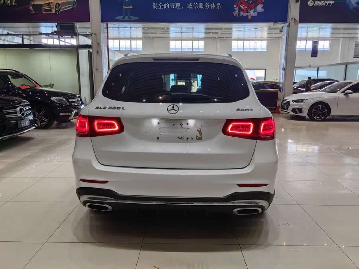 奔馳 奔馳GLC  2018款 改款 GLC 300 4MATIC 動(dòng)感型圖片