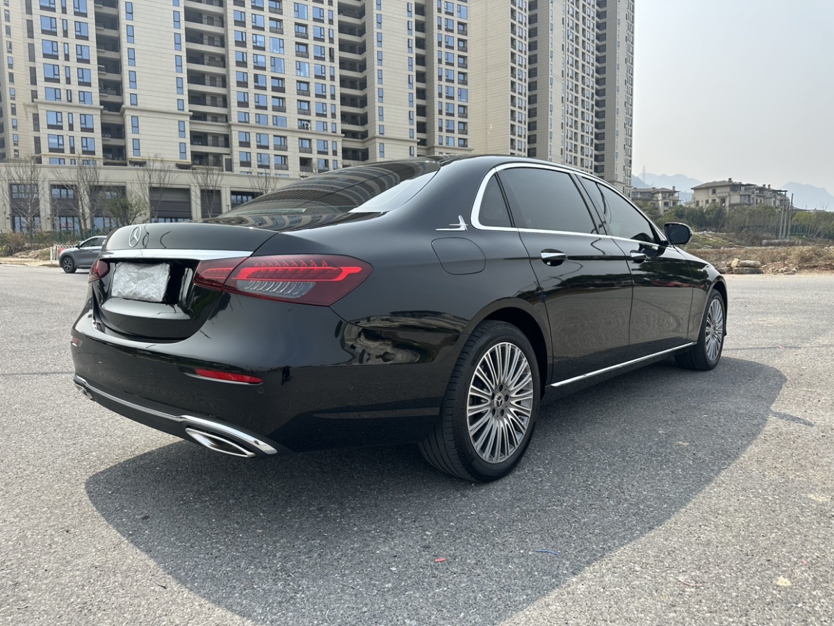 奔馳 奔馳E級  2023款 E 300 L 豪華型圖片