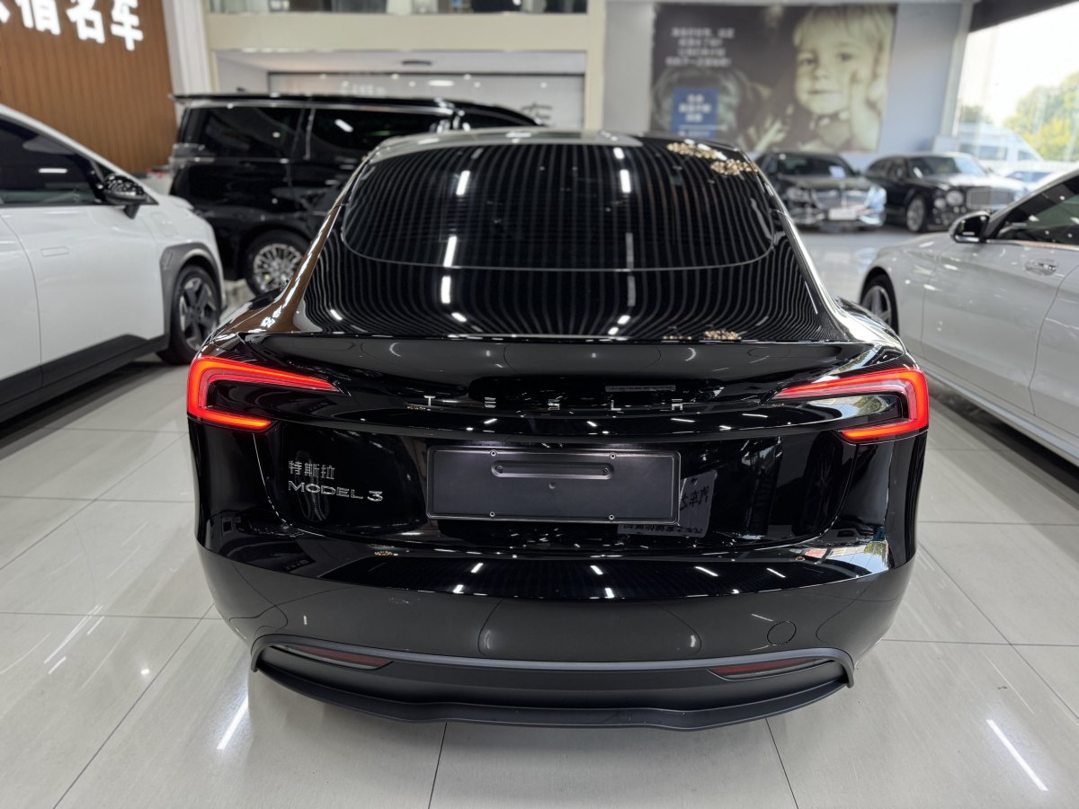 特斯拉 Model Y  2023款 煥新版 后輪驅(qū)動(dòng)圖片