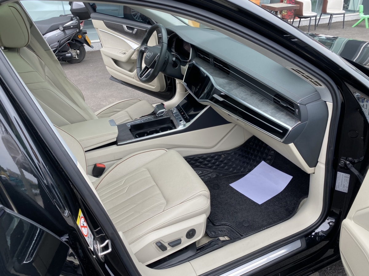 奧迪 奧迪A6L  2020款 55 TFSI quattro 尊享致雅型圖片