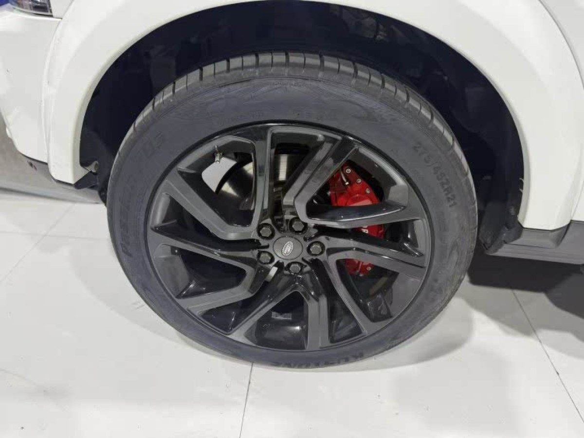 路虎 發(fā)現(xiàn)  2014款 3.0 V6 SC HSE圖片