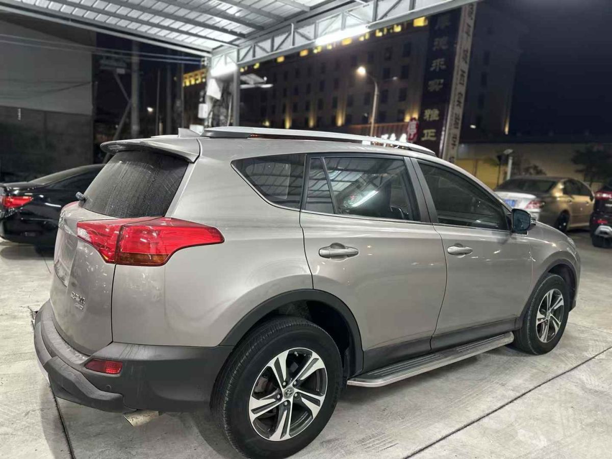 豐田 RAV4榮放  2015款 2.0L CVT四驅(qū)新銳版圖片