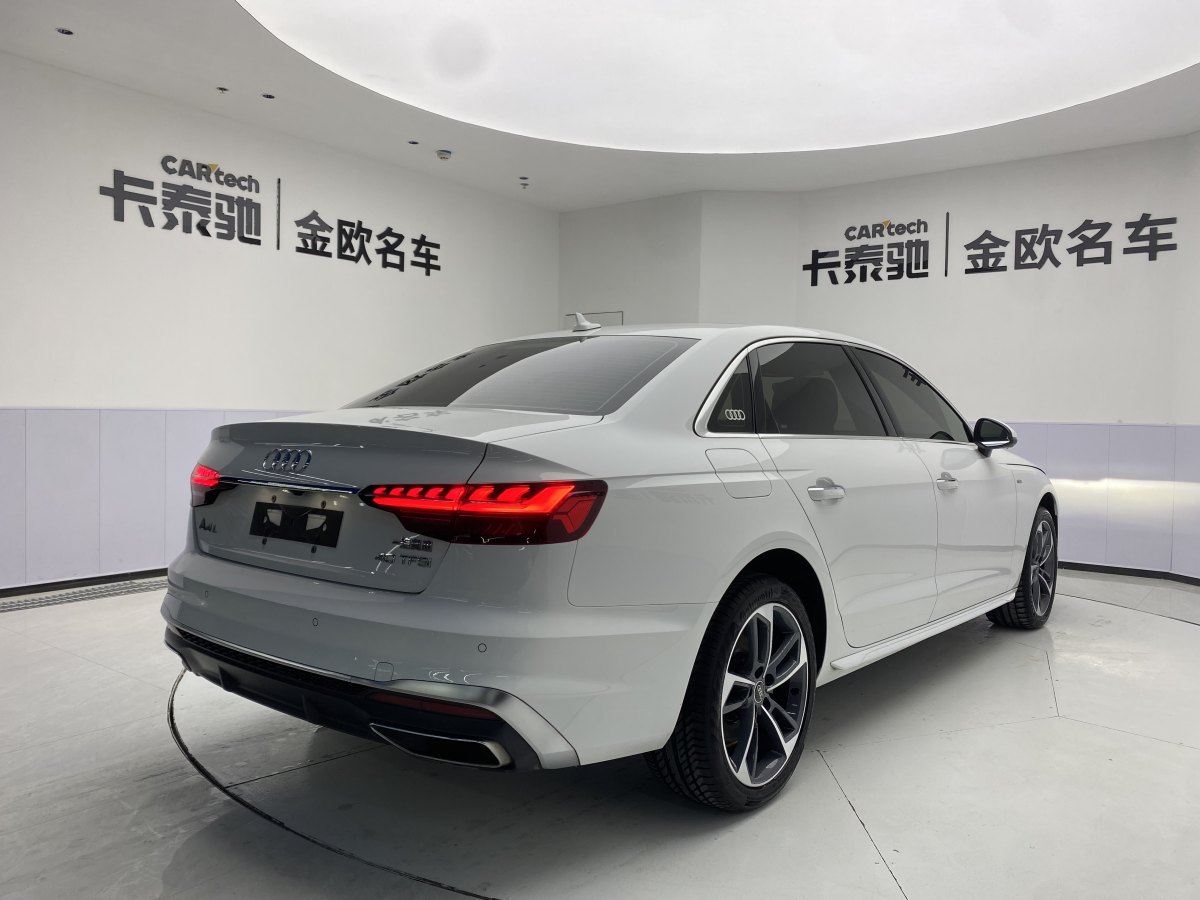 奧迪 奧迪A4L  2022款 40 TFSI 時(shí)尚動(dòng)感型圖片