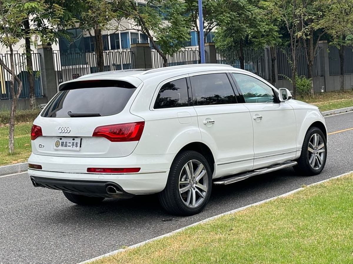 奧迪 奧迪Q7  2015款 35 TFSI 運(yùn)動(dòng)型圖片