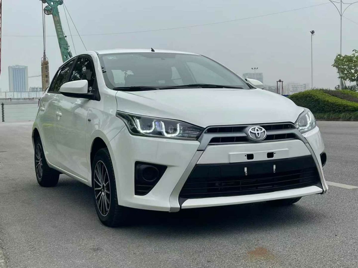 豐田 雅力士  2016款 YARiS L 致炫 1.5G 勁速天窗版圖片