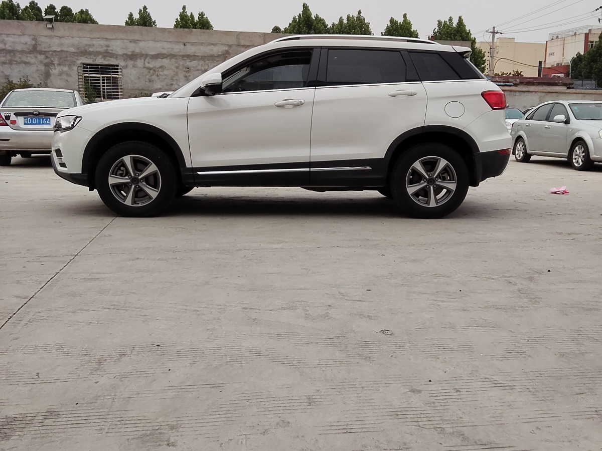 哈弗 H6 Coupe  2016款 藍(lán)標(biāo) 1.5T 自動(dòng)兩驅(qū)都市型圖片