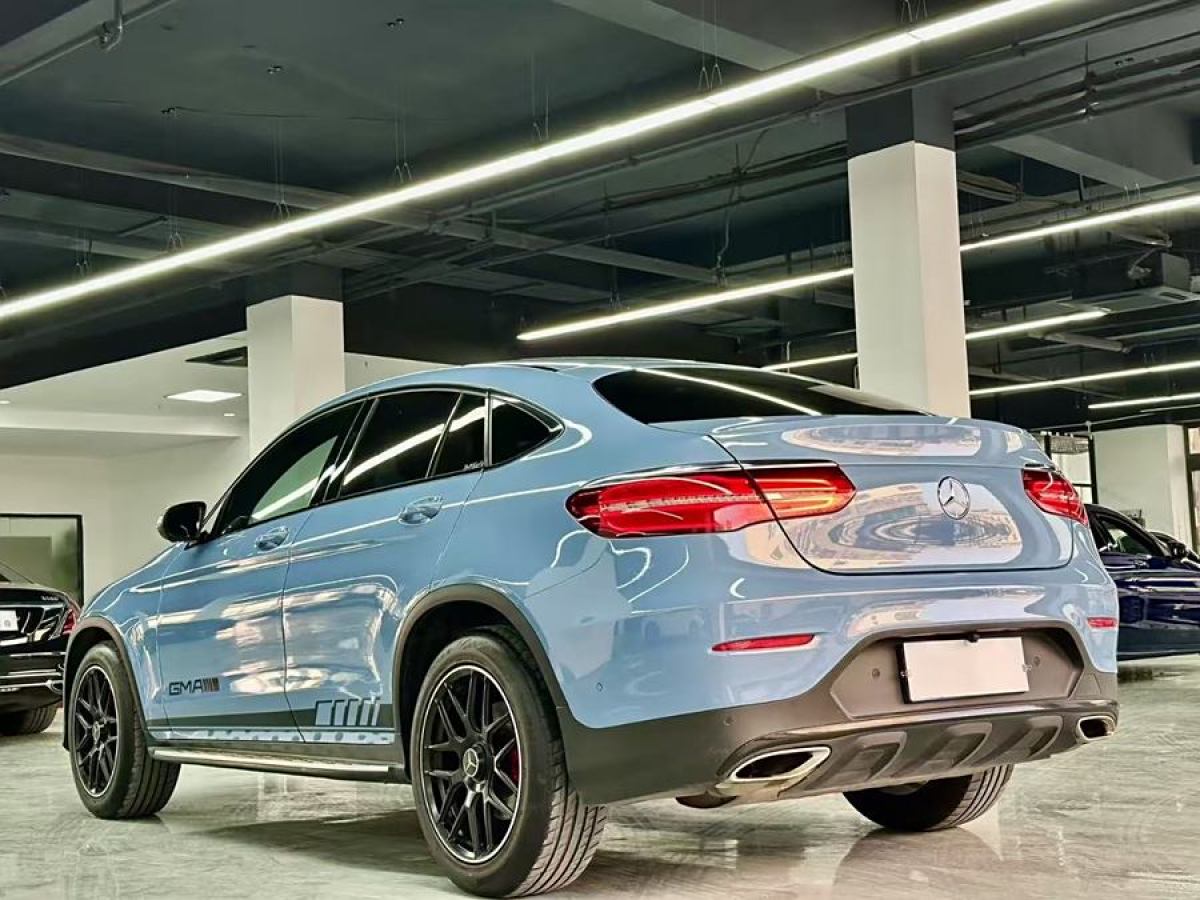 奔馳 奔馳GLC  2022款 改款 GLC 300 4MATIC 轎跑SUV圖片