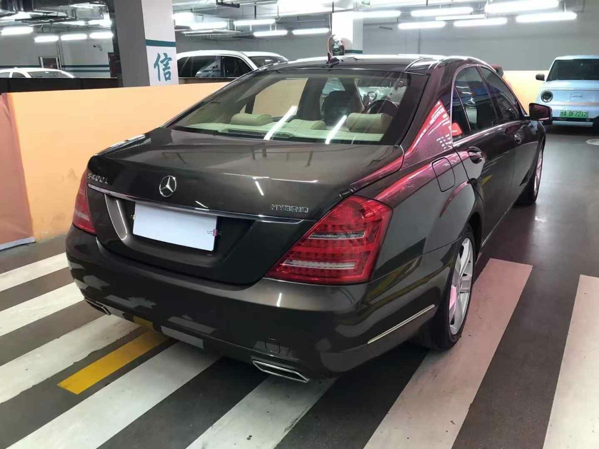 奔馳 奔馳S級(jí)  2012款 S 500 L 4MATIC Grand Edition圖片