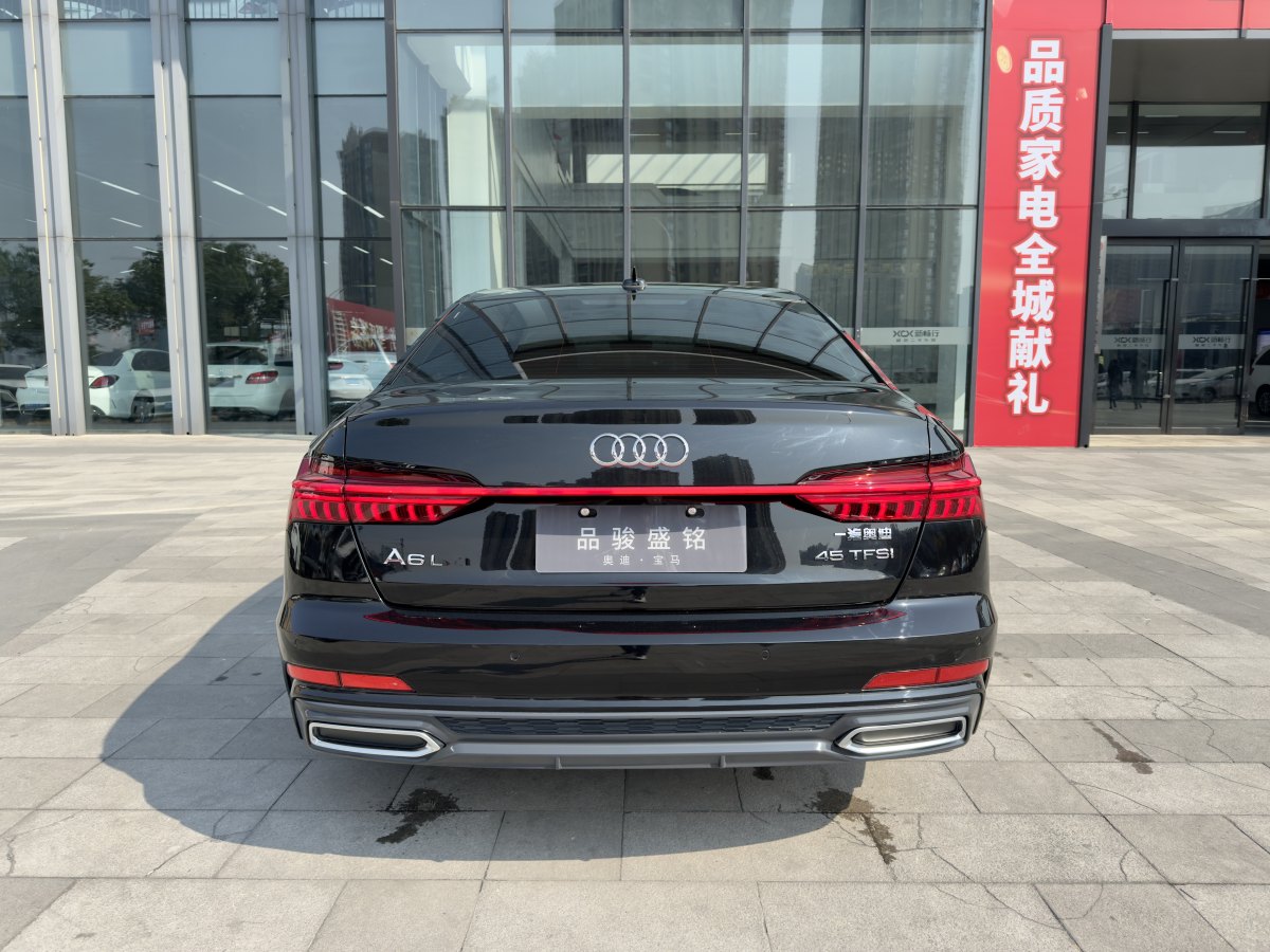 奧迪 奧迪A6L  2021款 45 TFSI 臻選動(dòng)感型圖片