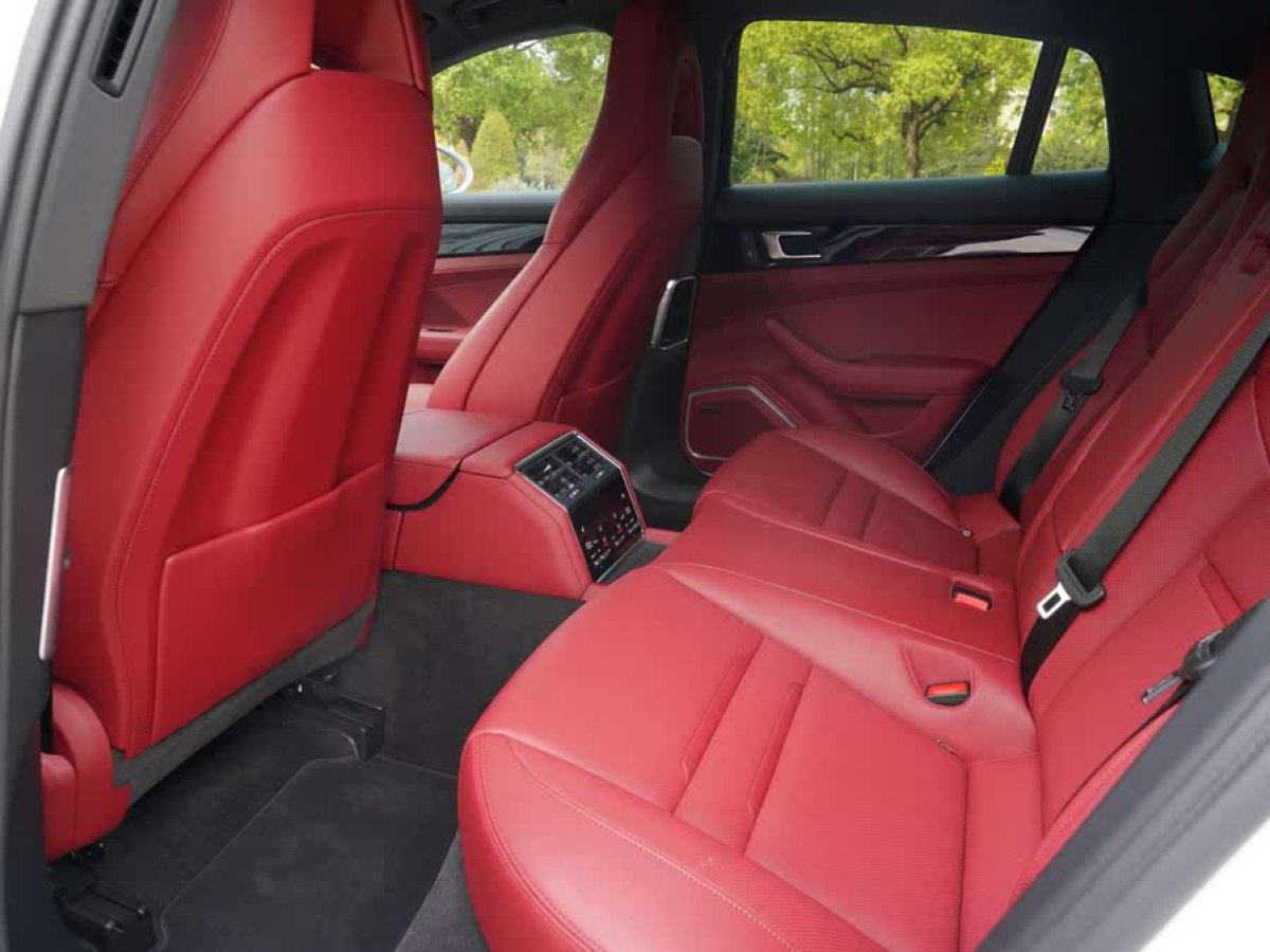 保時(shí)捷 Panamera  2023款 改款 Panamera 2.9T 鉑金版圖片