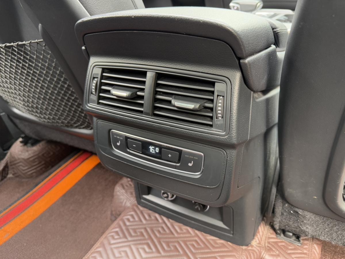 奧迪 奧迪Q7  2019款 55 TFSI 技術(shù)型圖片