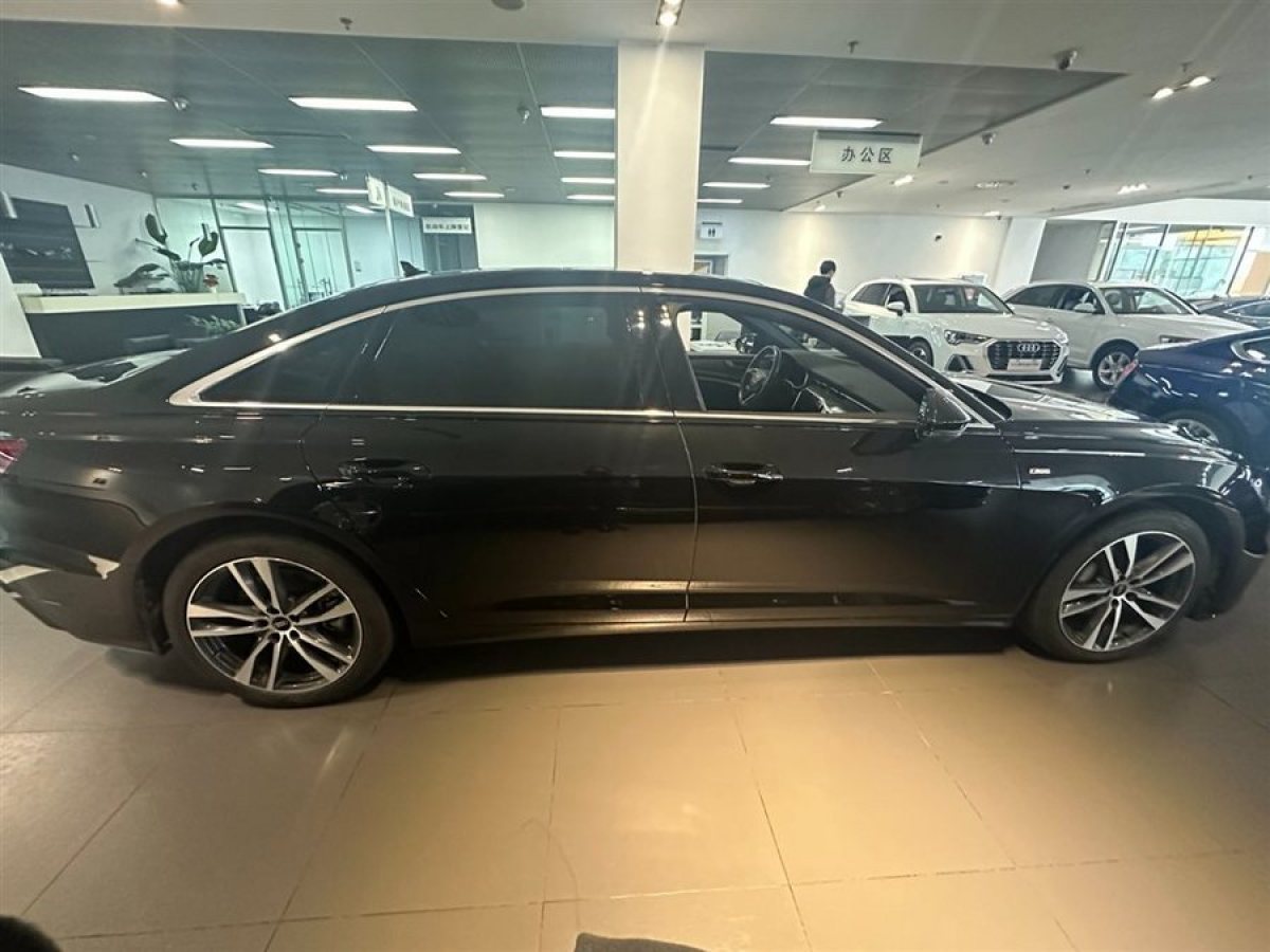 奥迪 奥迪A6L  2021款 40 TFSI 豪华动感型图片