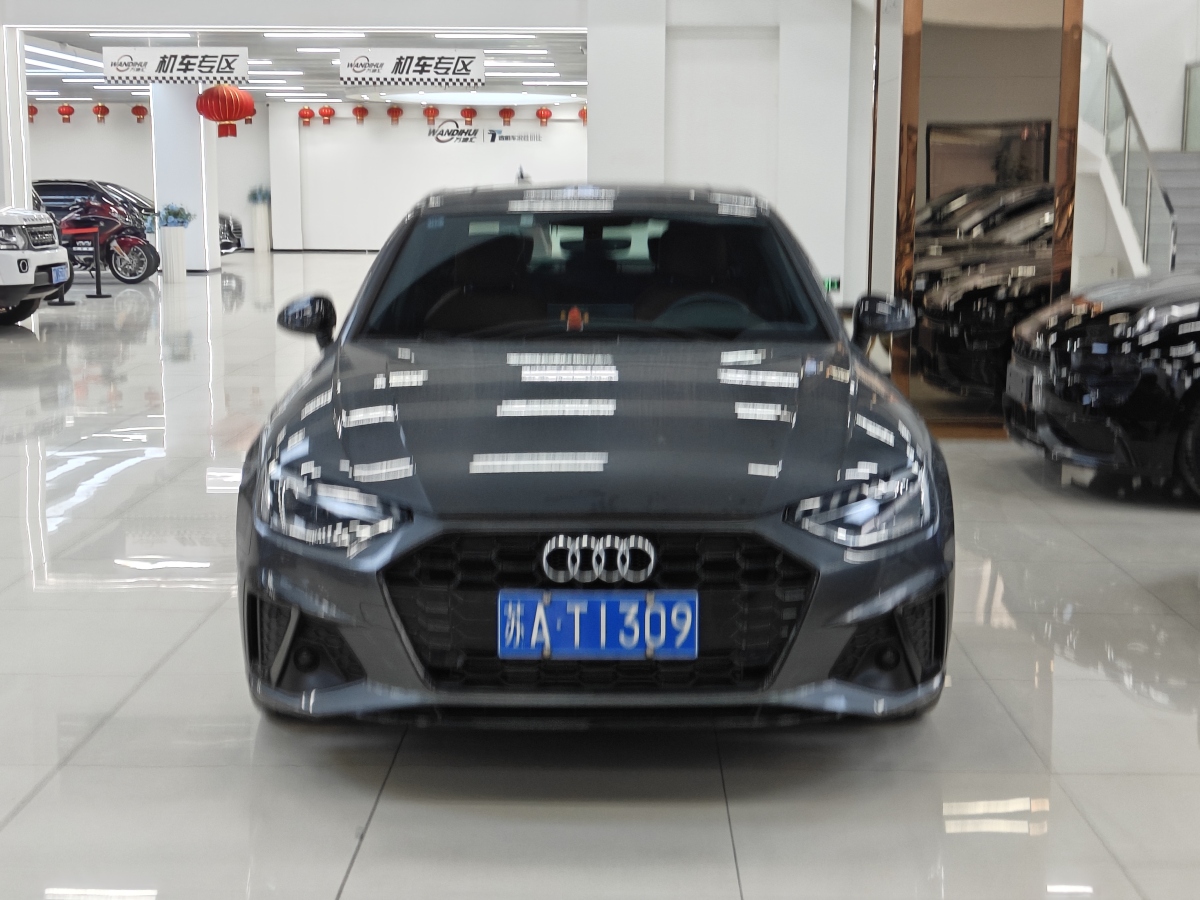 奧迪 奧迪A4L  2022款 40 TFSI 豪華動感型圖片