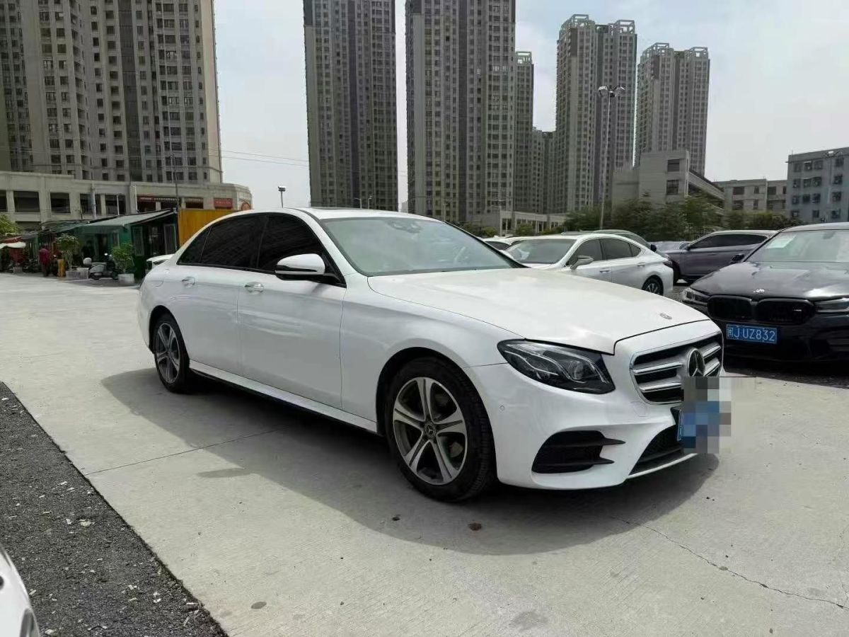 奔馳 奔馳E級(jí)  2017款 E 200 L 4MATIC圖片