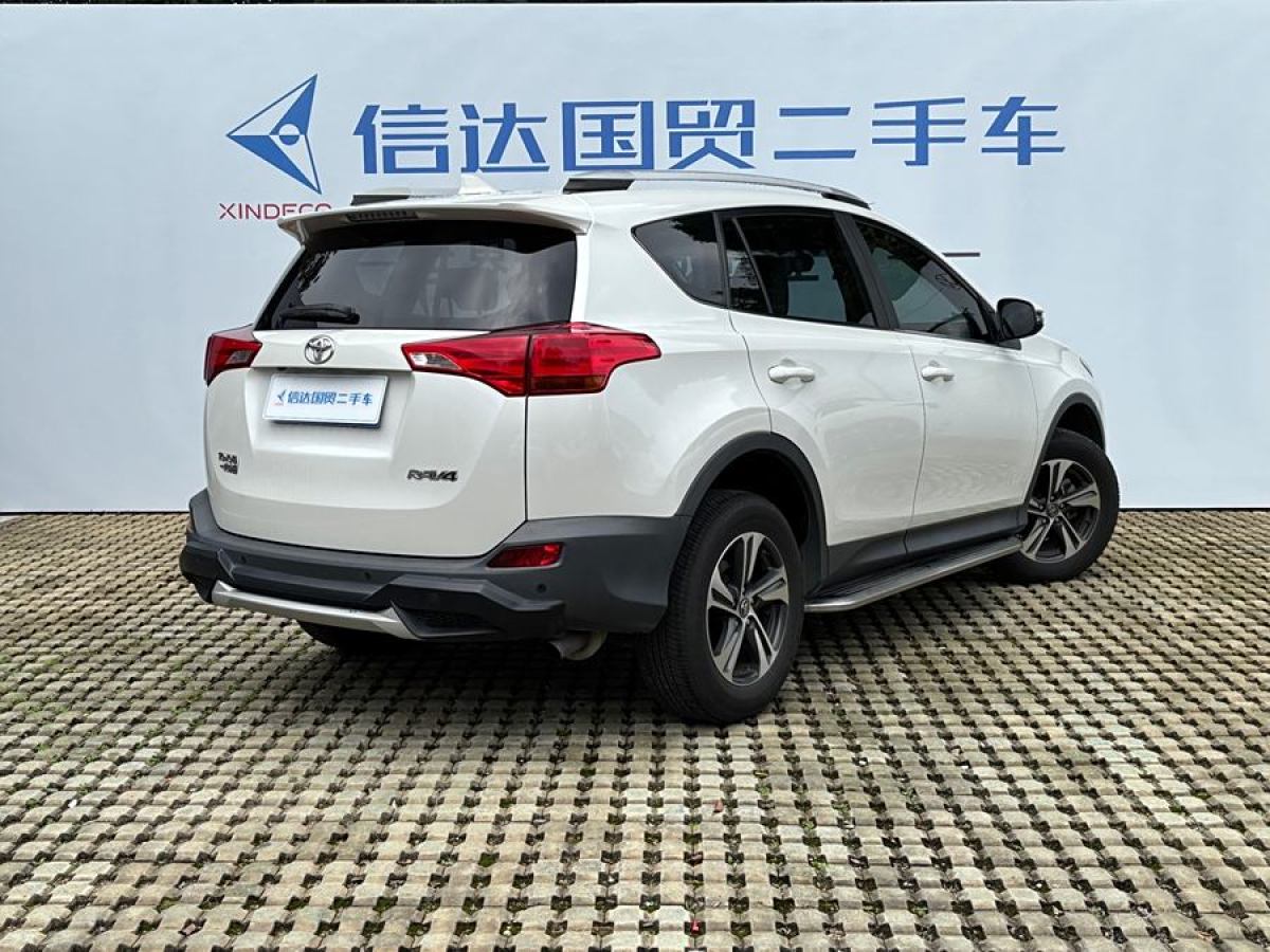 豐田 RAV4榮放  2015款 2.0L CVT兩驅(qū)風(fēng)尚版圖片