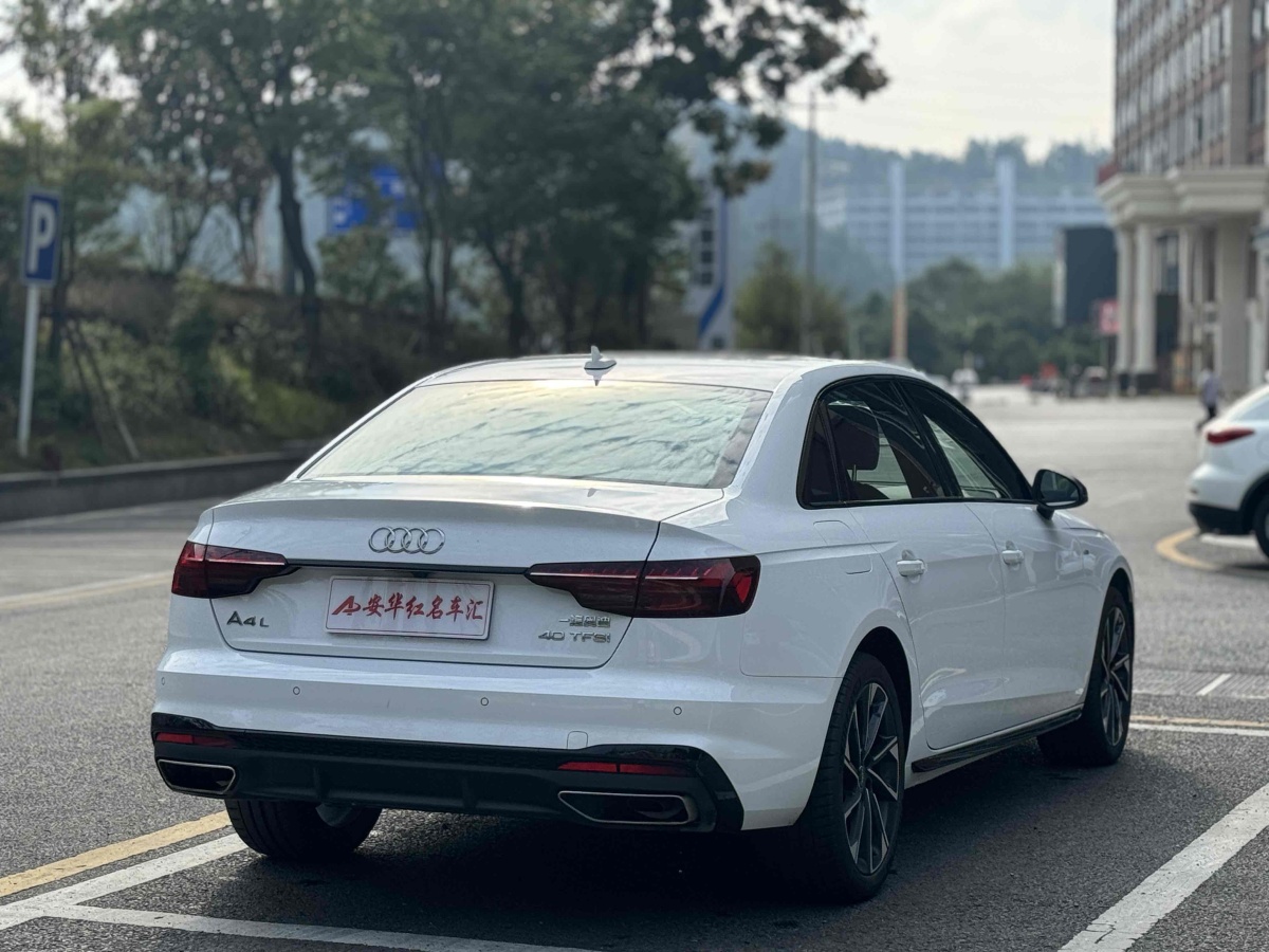 奧迪 奧迪A4L  2023款 40 TFSI 豪華動(dòng)感型圖片