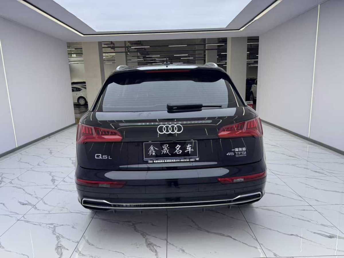 奧迪 奧迪Q5L  2018款  45 TFSI 尊享時(shí)尚型 國(guó)VI圖片
