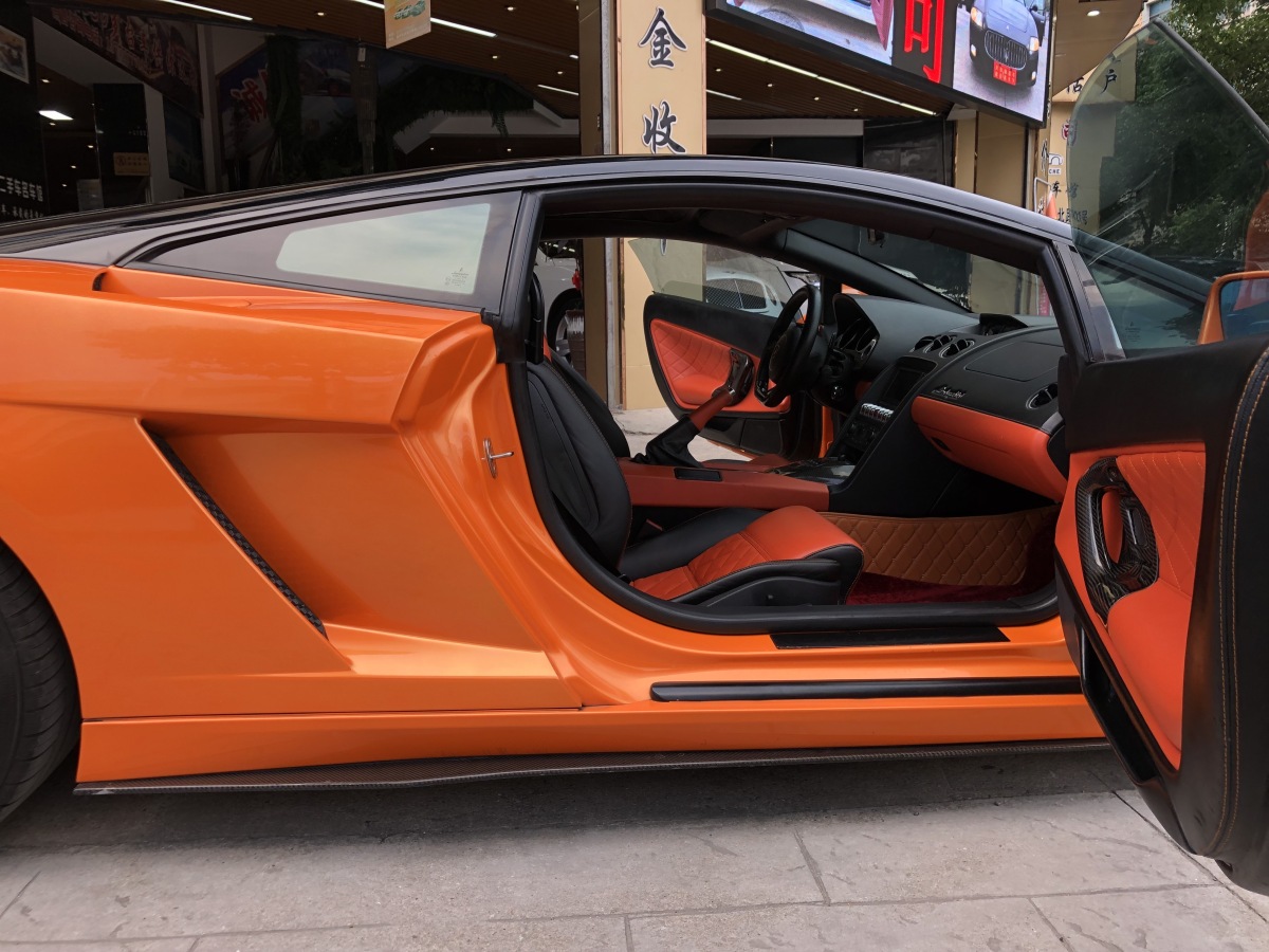 蘭博基尼 Gallardo  2011款 LP 560-4 Bicolore圖片