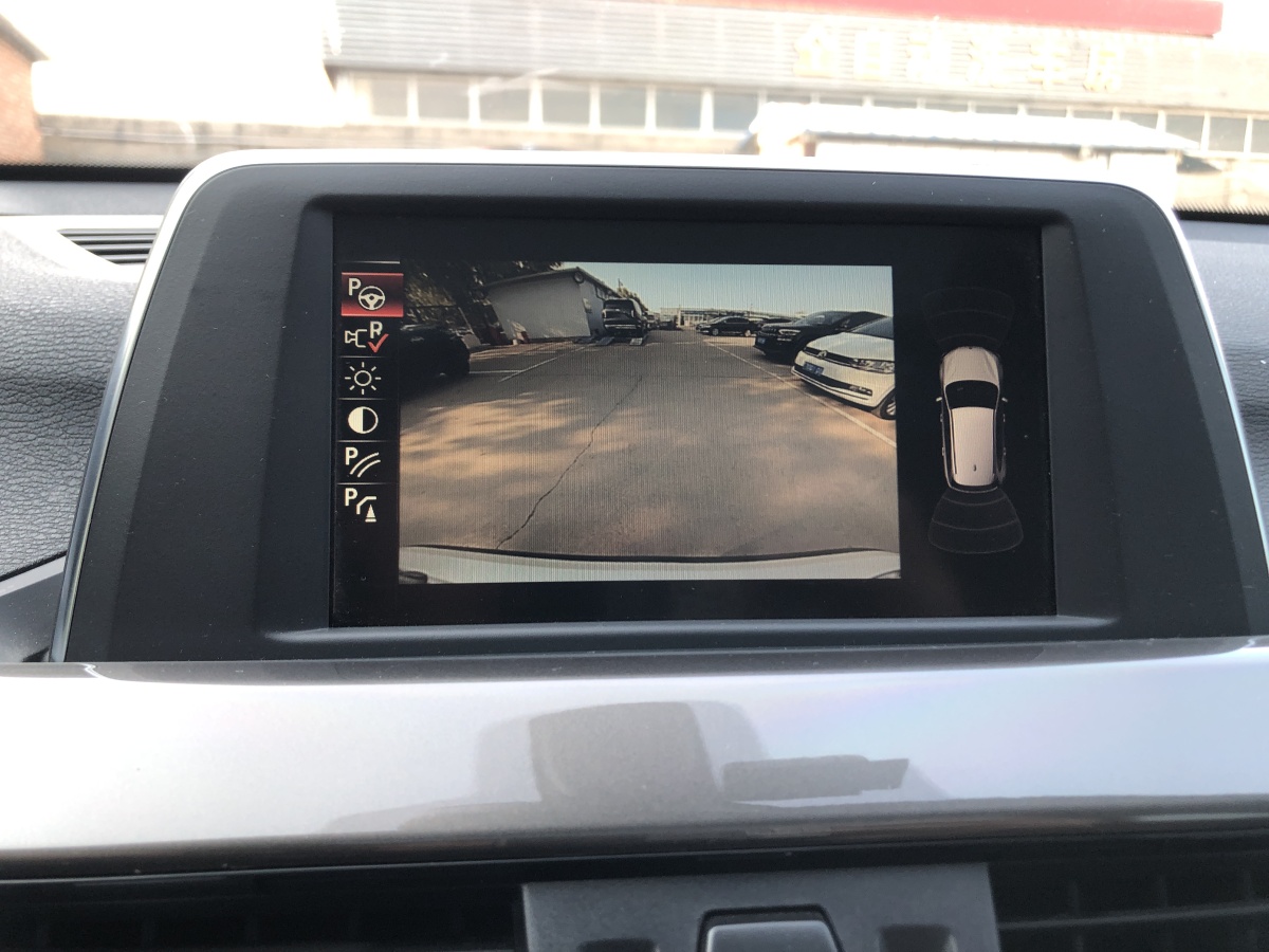 寶馬 寶馬X1  2016款 sDrive20Li 豪華型圖片