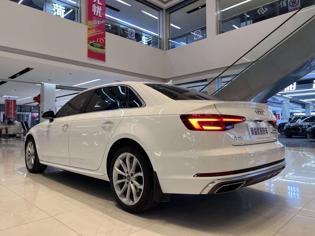 奧迪 奧迪A4L  2019款 40 TFSI 時(shí)尚型 國VI圖片