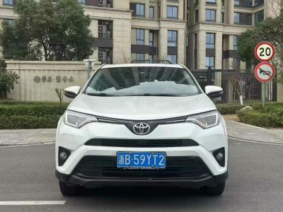 2018年1月 豐田 RAV4榮放 2.0L CVT兩驅(qū)風(fēng)尚X版圖片