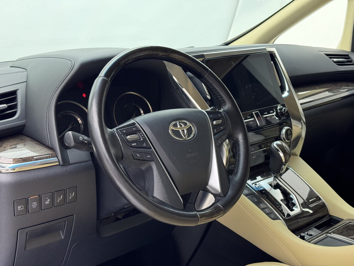 2020年5月豐田 威爾法  2019款 雙擎 2.5L HV尊貴版