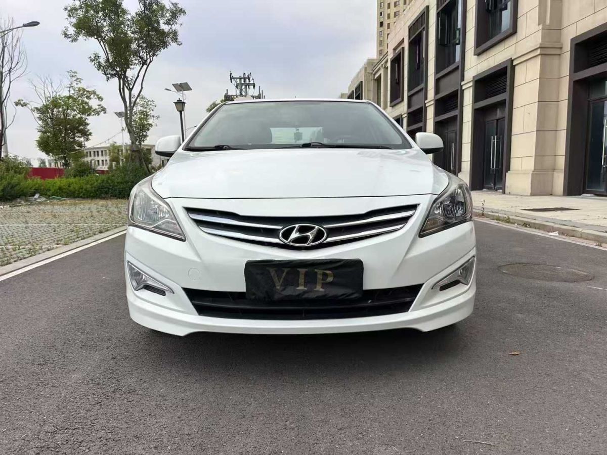 東風(fēng)風(fēng)神 A30  2016款 1.5L 手動實(shí)尚型圖片