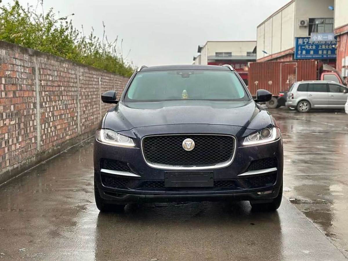 2017年9月捷豹 F-PACE  2018款 2.0T 兩驅(qū)都市尊享版