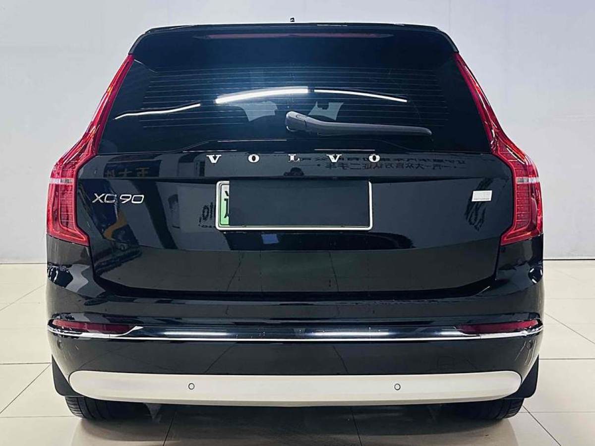 沃爾沃 XC90新能源  2022款 改款 E驅(qū)混動 T8 智尊豪華版 7座圖片