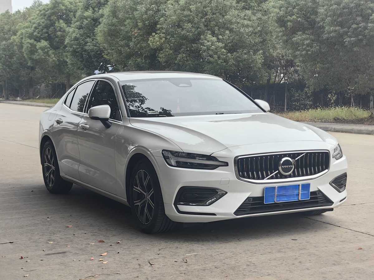 沃爾沃 S60L  2024款 B4 智逸豪華版圖片