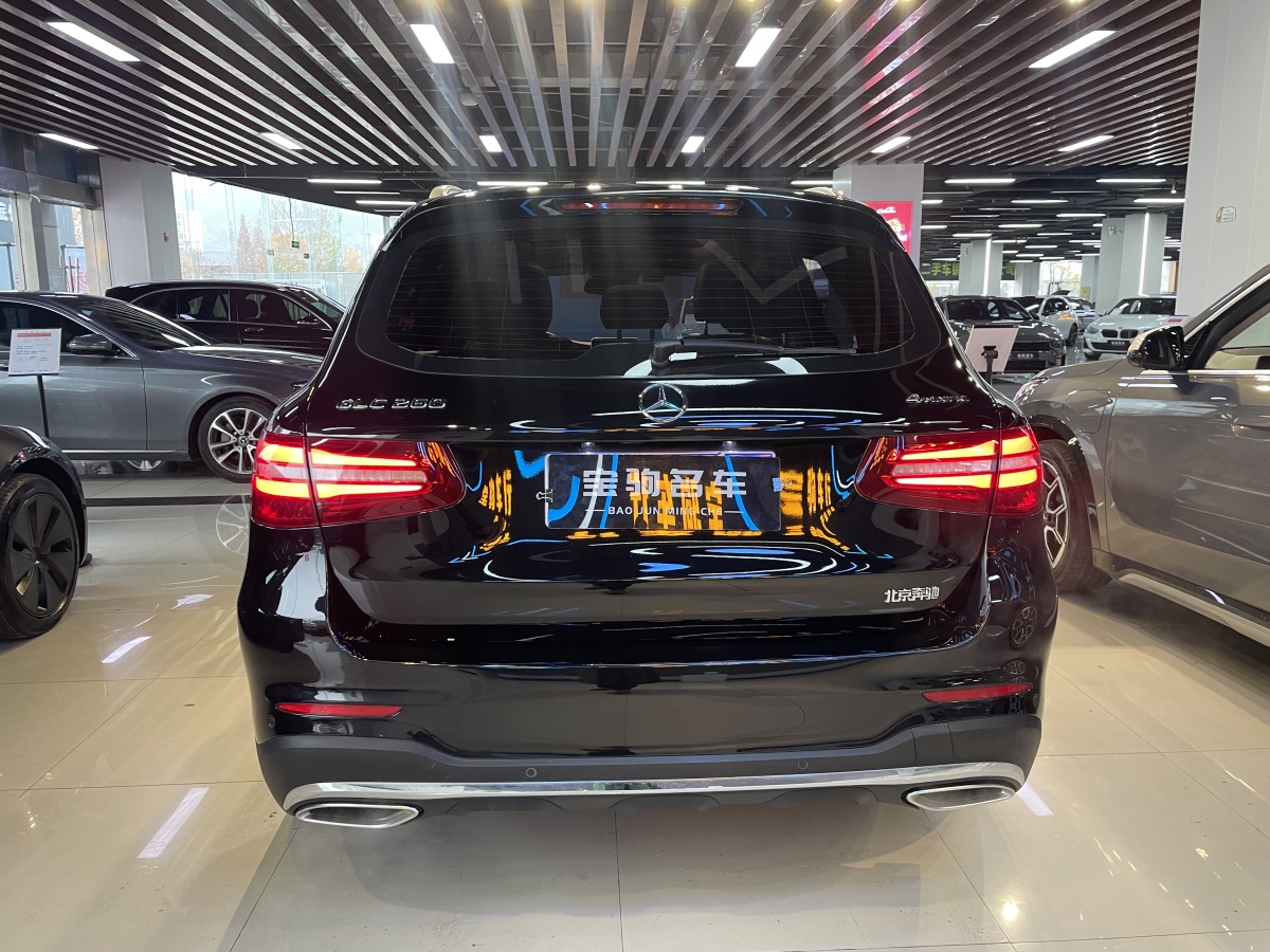 奔馳 奔馳GLC  2018款 改款 GLC 260 4MATIC 豪華型圖片