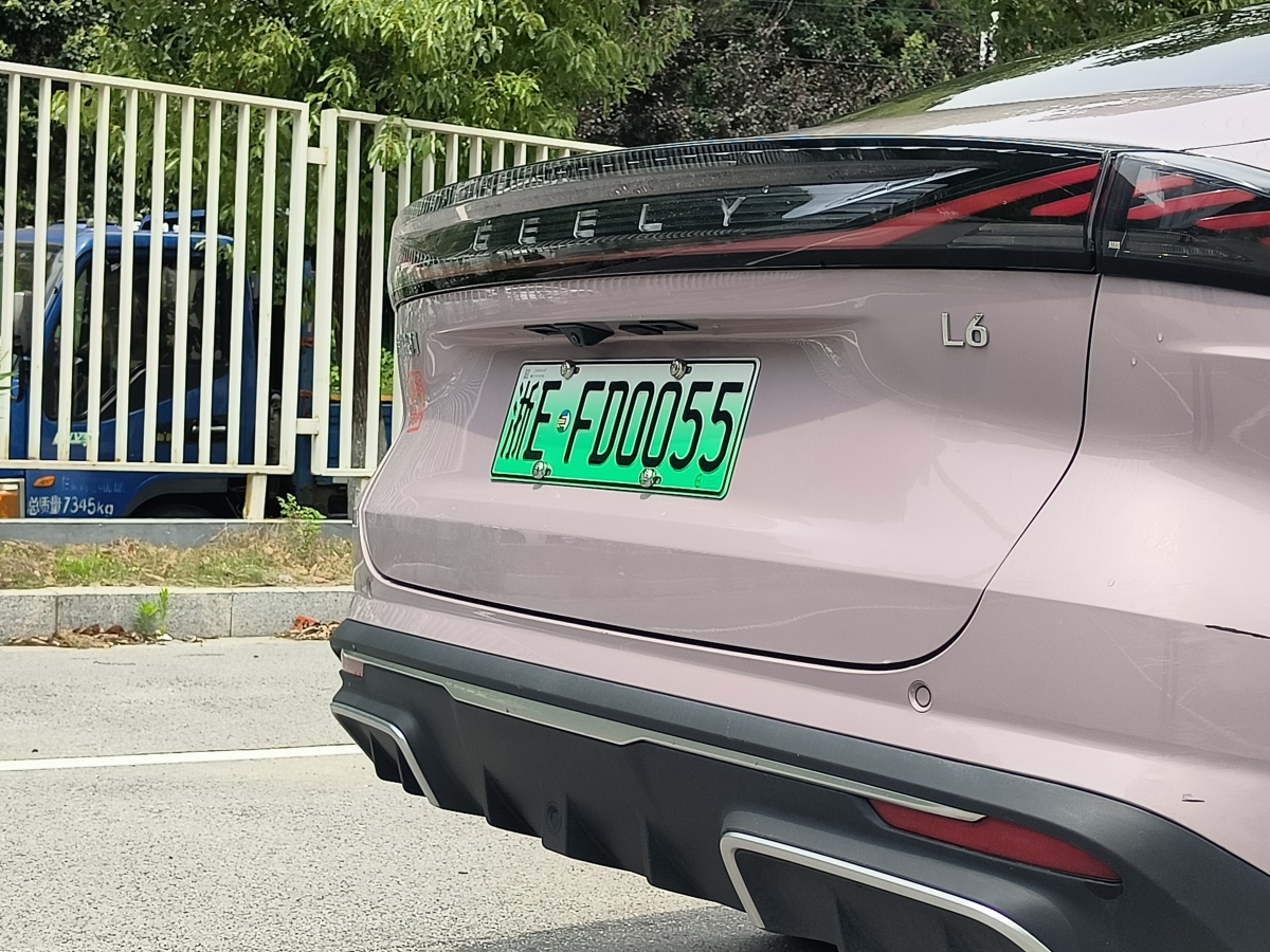銀河 銀河L6  2024款 125km 創(chuàng)想版圖片