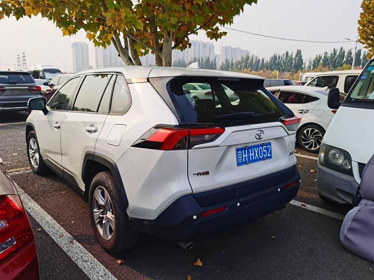 豐田 RAV4榮放  2020款 2.0L CVT兩驅(qū)都市版圖片