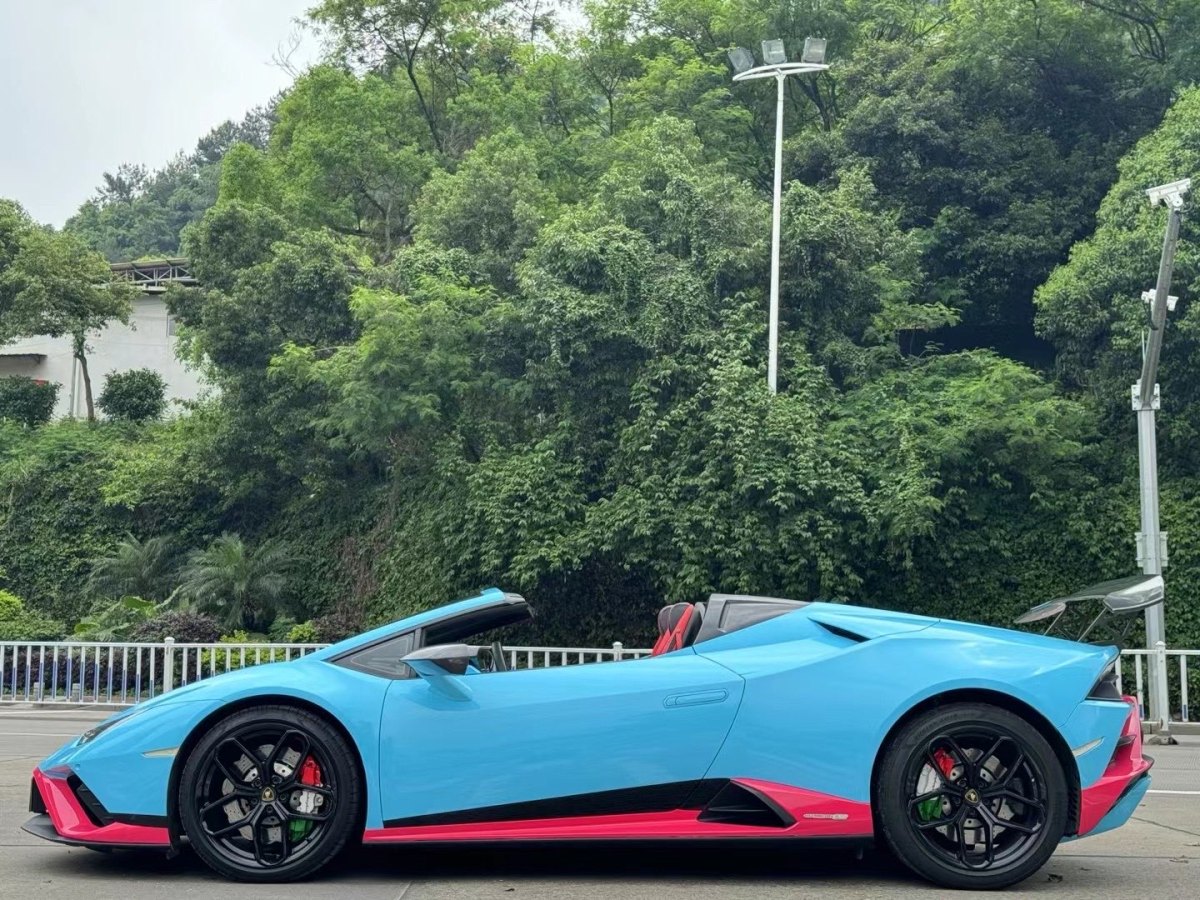 2021年8月蘭博基尼 Huracán  2020款 Huracán EVO RWD Spyder