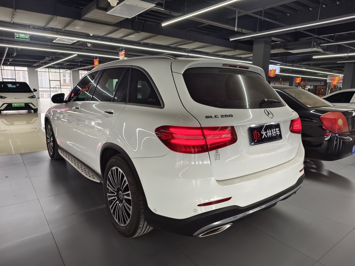 奔馳 奔馳GLC  2018款 改款 GLC 260 4MATIC 動感型圖片