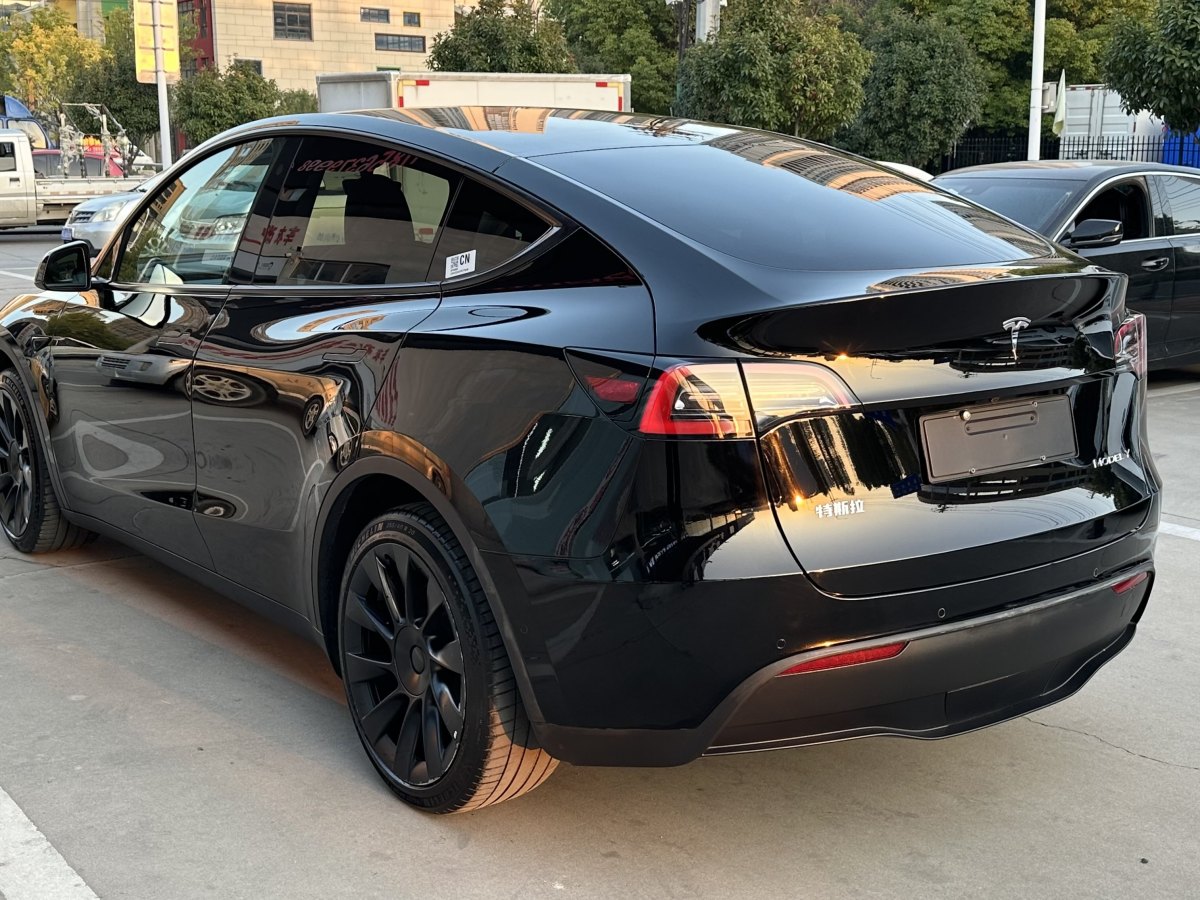 特斯拉 Model Y  2023款 長續(xù)航煥新版 雙電機(jī)全輪驅(qū)動圖片