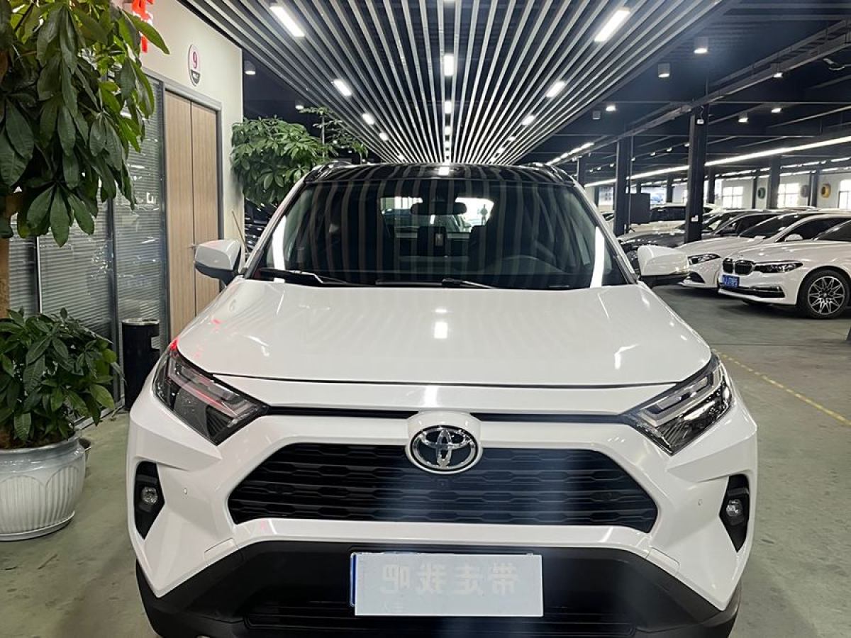 豐田 RAV4榮放  2023款 2.0L CVT兩驅(qū)都市版圖片