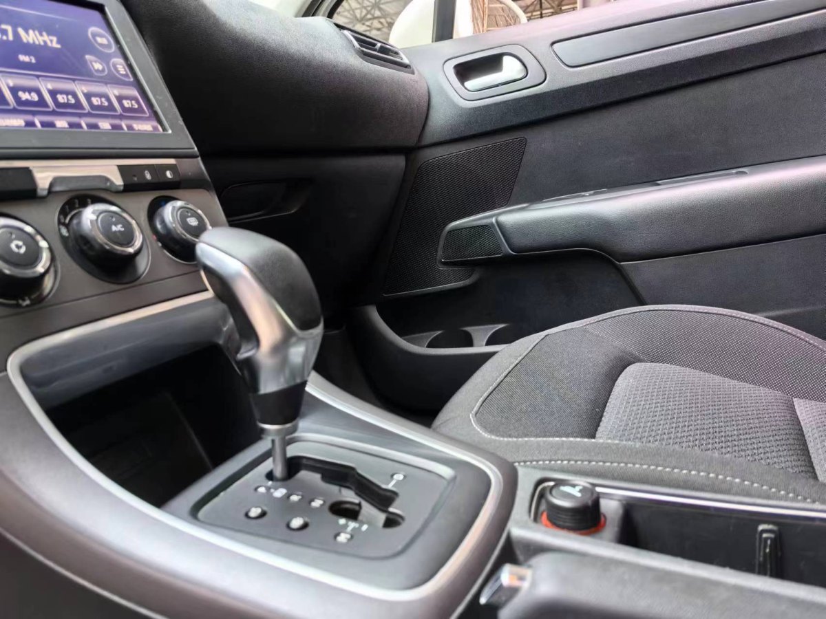 雪铁龙 C4世嘉  2016款 1.6L 自动舒适型图片