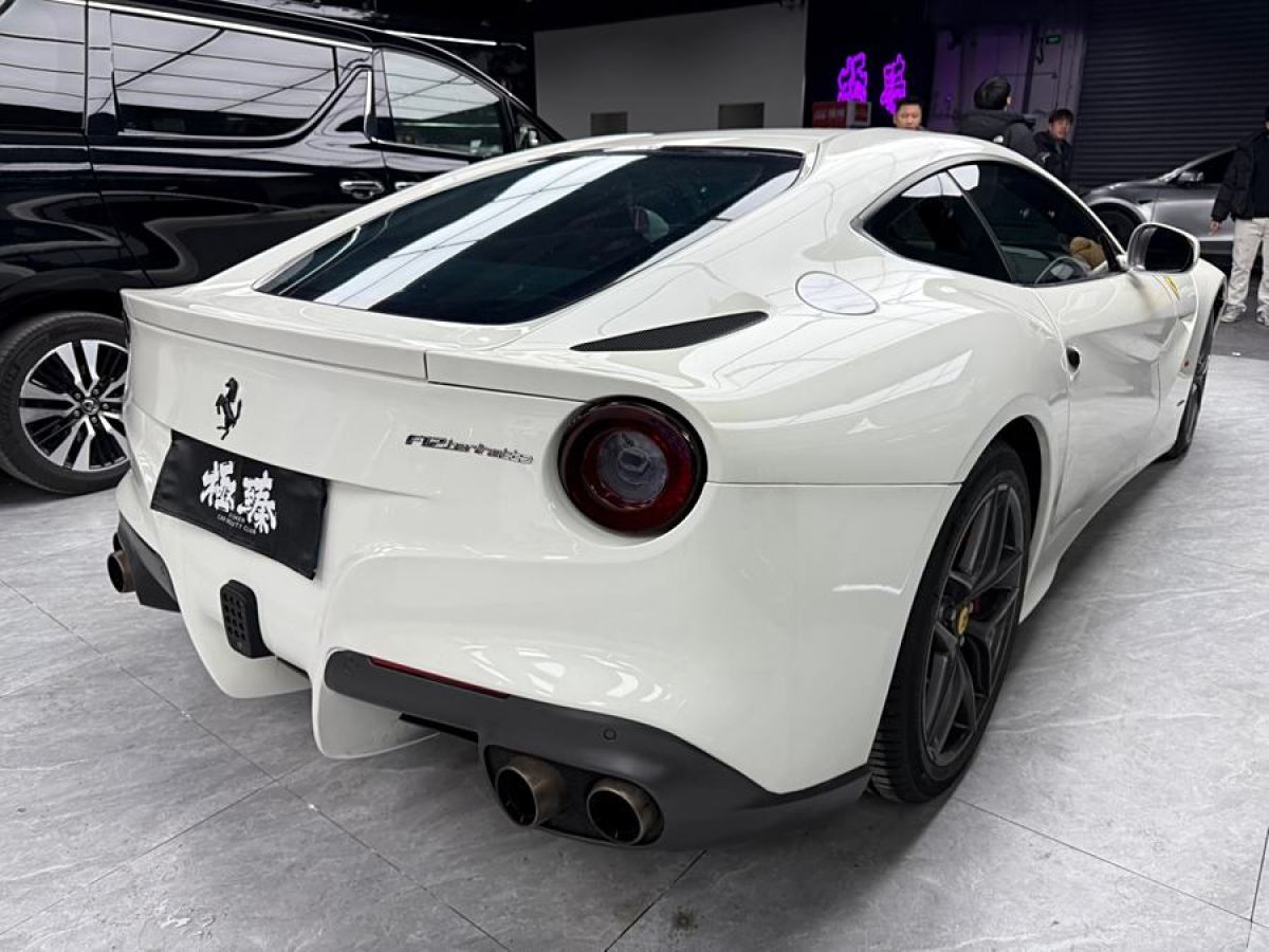 法拉利 F12berlinetta  2013款 6.3L 標準型圖片