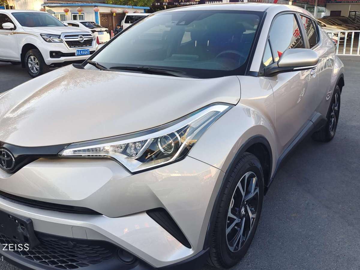 豐田 C-HR  2020款 2.0L 舒適版圖片