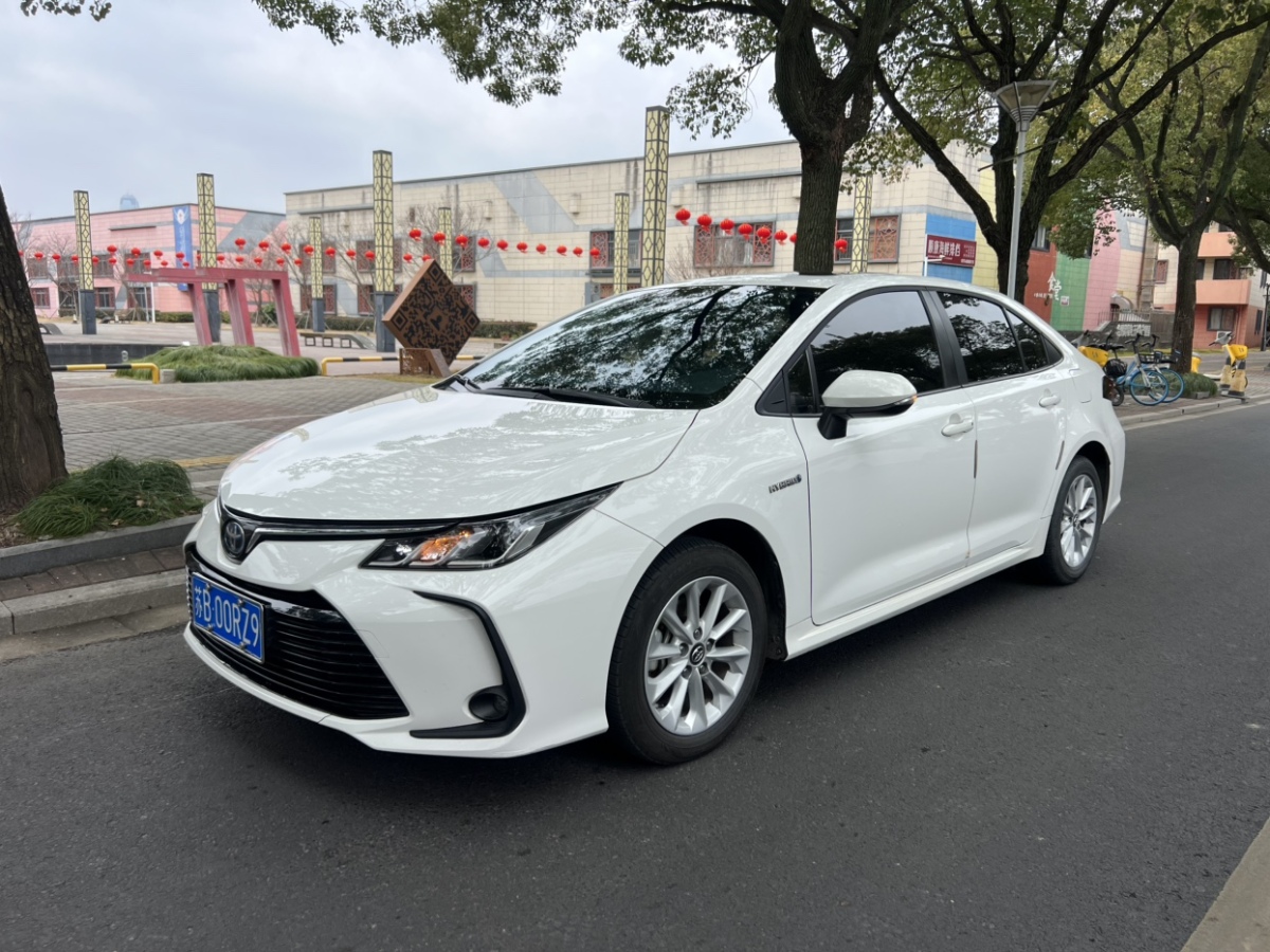 豐田 卡羅拉  2021款 雙擎 1.8L E-CVT精英版圖片