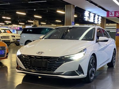 2020年11月 現(xiàn)代 伊蘭特 1.5L LUX尊貴版圖片