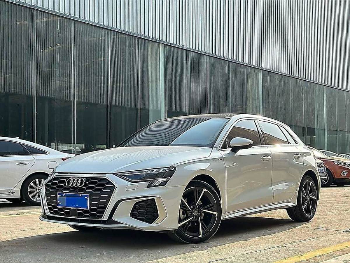 奧迪 奧迪A3  2022款 Sportback 35 TFSI 時(shí)尚運(yùn)動(dòng)型圖片