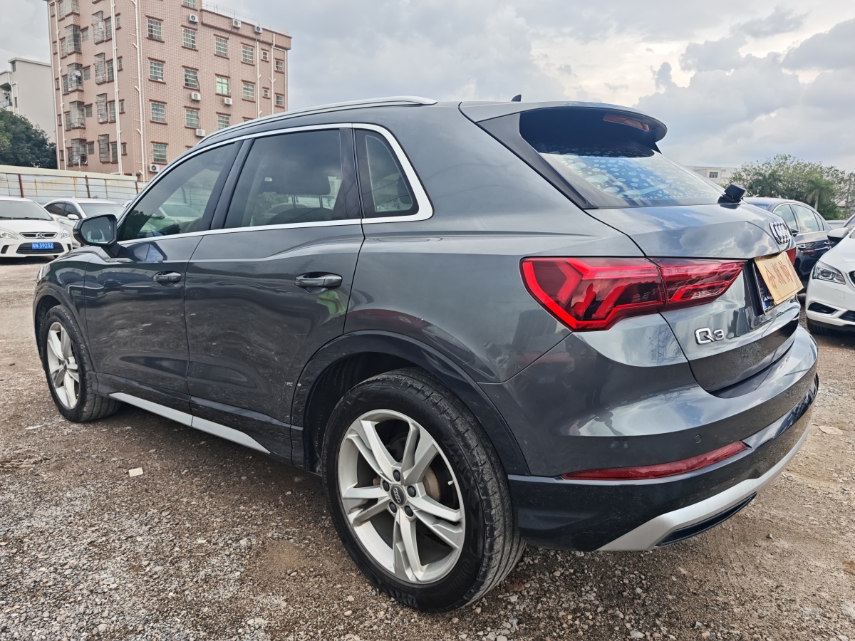 奧迪 奧迪Q3  2024款 35 TFSI 時(shí)尚動(dòng)感型圖片