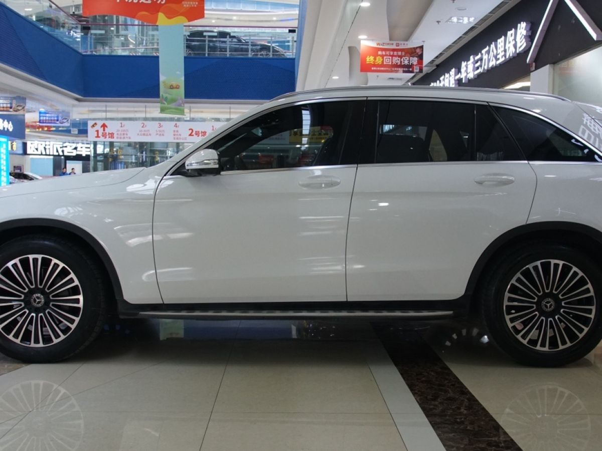 2017年11月奔馳 奔馳GLC  2017款 GLC 260 4MATIC 動感型