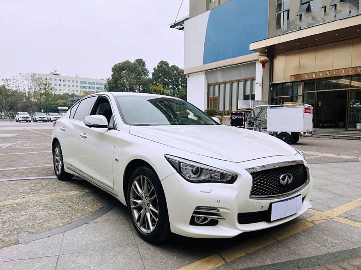 英菲尼迪 Q50L  2016款 2.0T 舒適版圖片