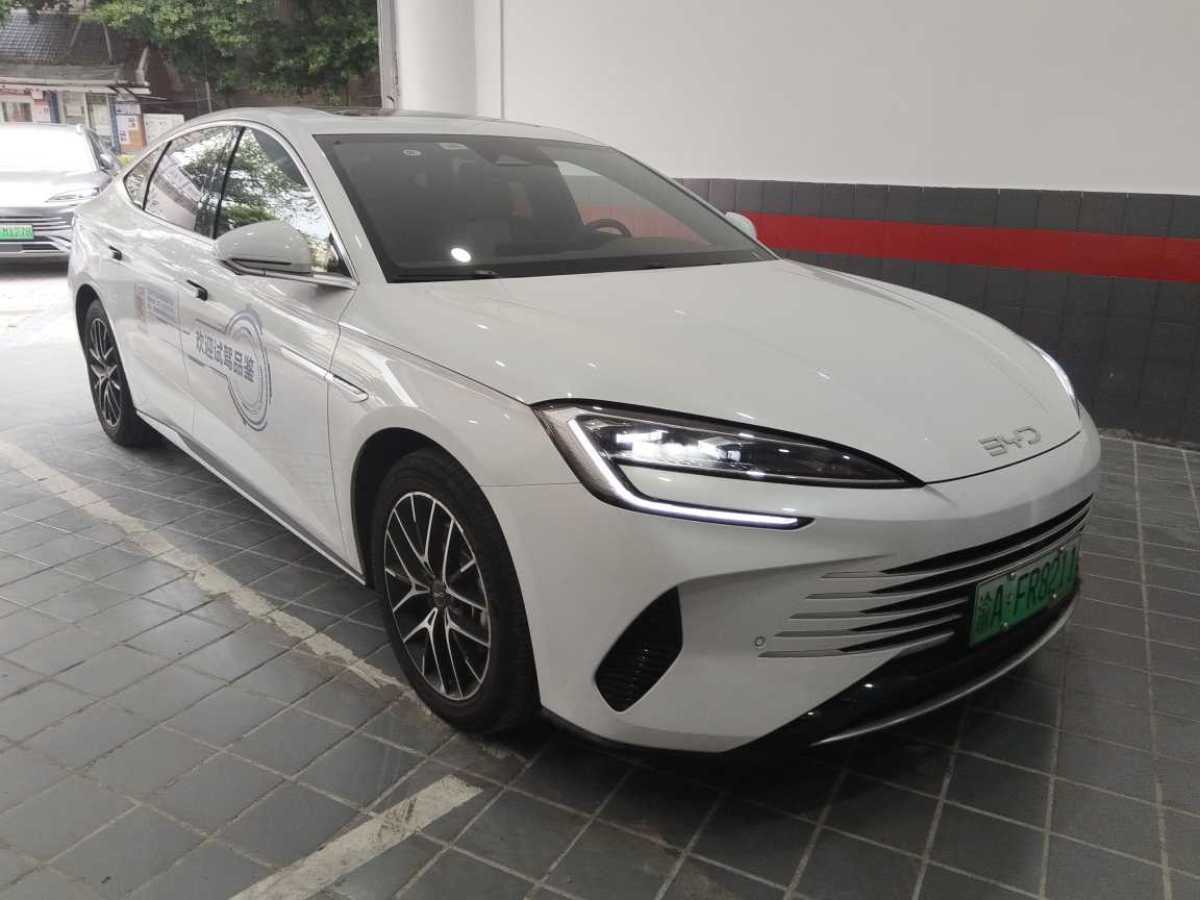 比亞迪 海豹  2023款 DM-i 1.5L 121km 尊貴型圖片