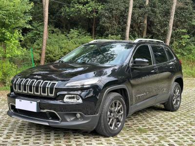 2021年1月 Jeep 自由光 2.0L 两驱经典运动版图片