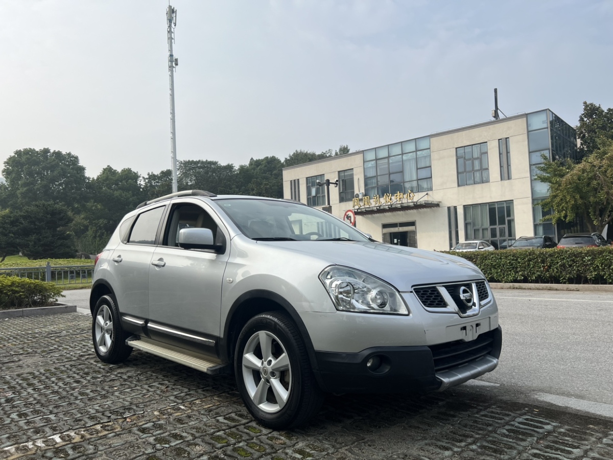 日產(chǎn) 逍客  2012款 2.0XV 雷 CVT 2WD圖片